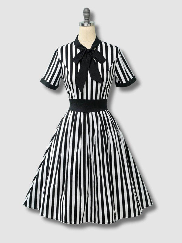 Robe Plissée Vintage à Col en Nœud Papillon
