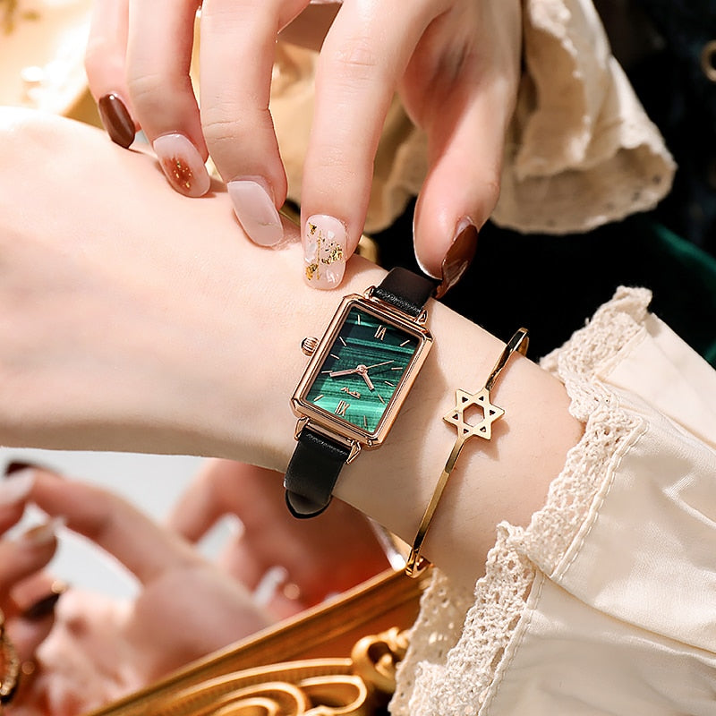 Montre Rectangulaire Femme Vintage