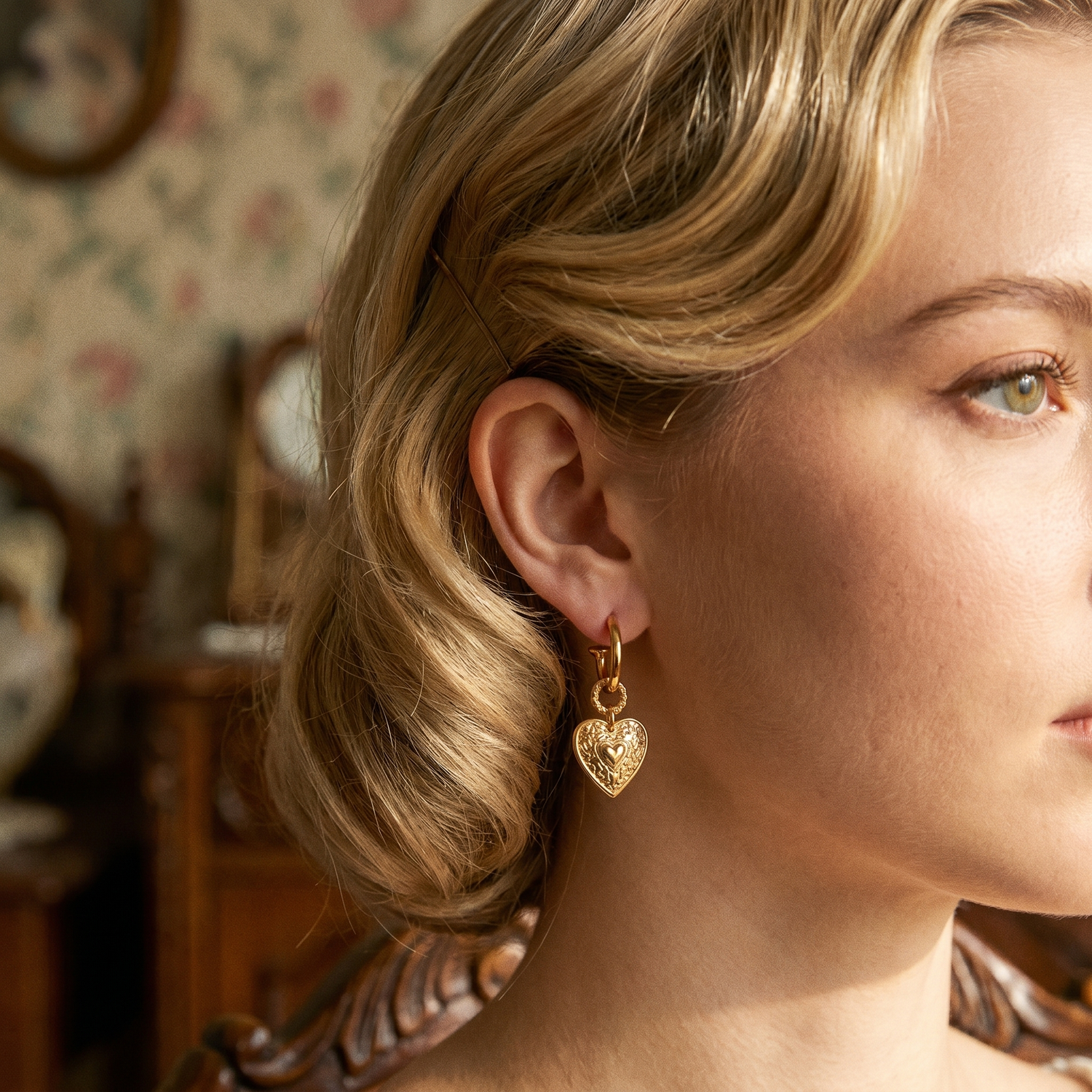 Boucles d’Oreilles Créoles Cœur Doré