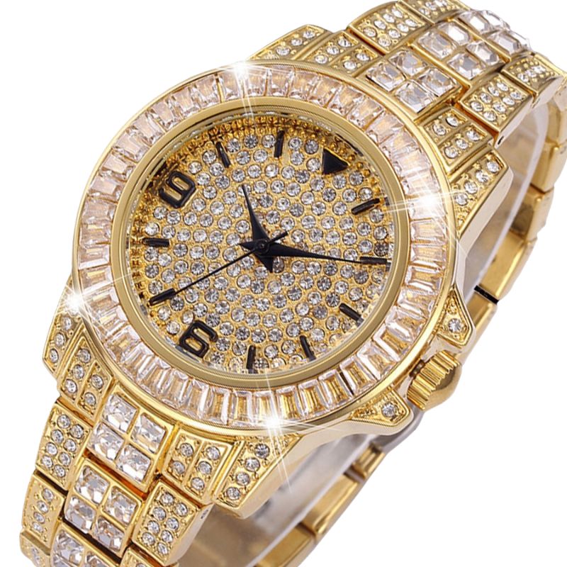 Montre Vintage pour Homme Ornée de Strass