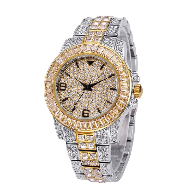 Montre Vintage pour Homme Ornée de Strass